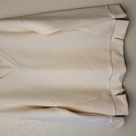 Marc New York Women's Cozy V Neck Pullover Top - Picture 5 of 8